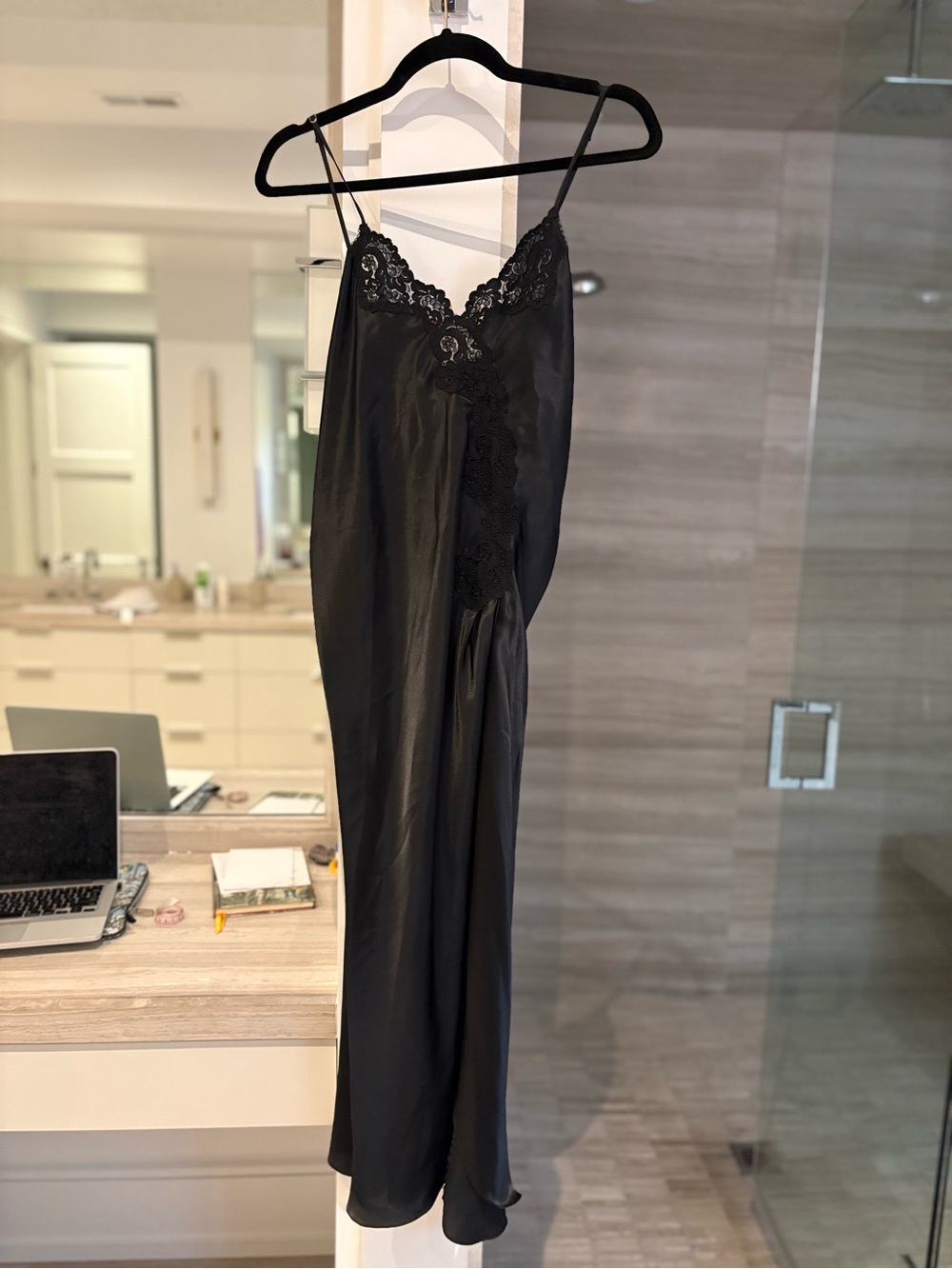 Vintage long slip.